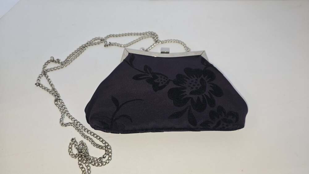 Liz Claiborne Clutch Purse Navy Blue With Blk Flowers 2 Crossbody Straps